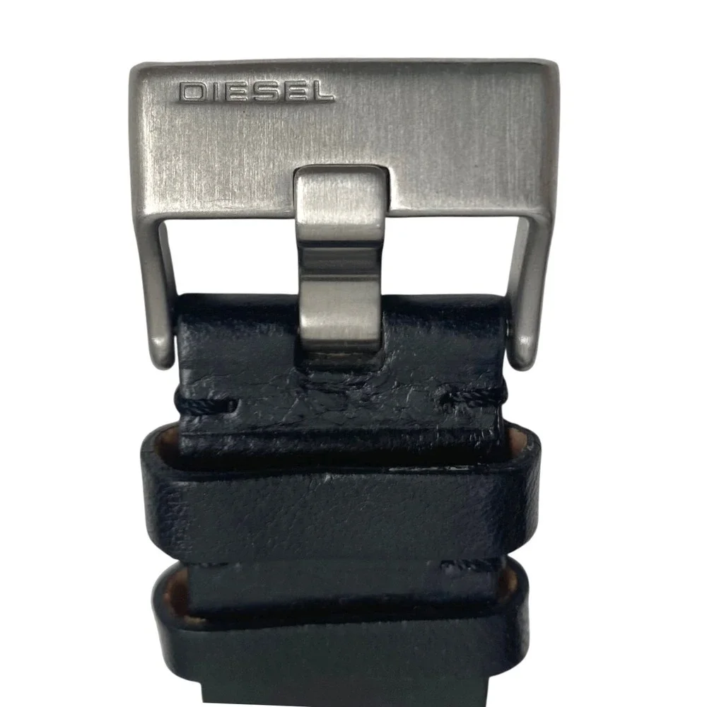 VTG Y2K DIESEL‎ DZ-2062 Analog Watch Black Leather Silver Large Rectangular Face